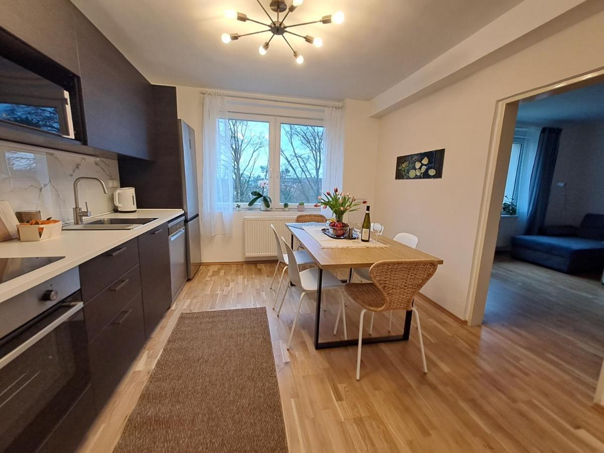 Apartmanovy Dum Se Zahradou V Klidne Casti Prahy Prága Kültér fotó