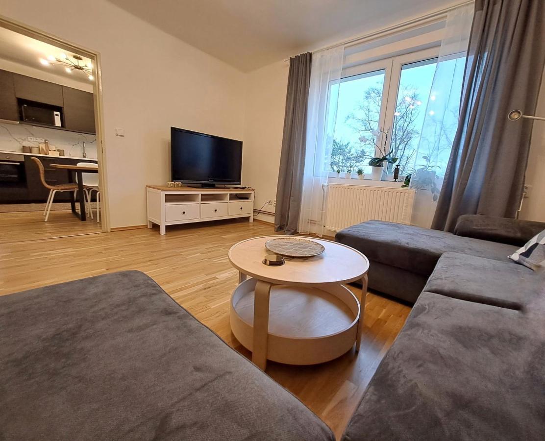 Apartmanovy Dum Se Zahradou V Klidne Casti Prahy Prága Kültér fotó