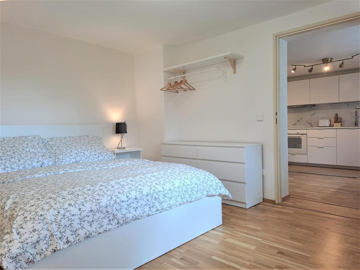 Apartmanovy Dum Se Zahradou V Klidne Casti Prahy Prága Kültér fotó